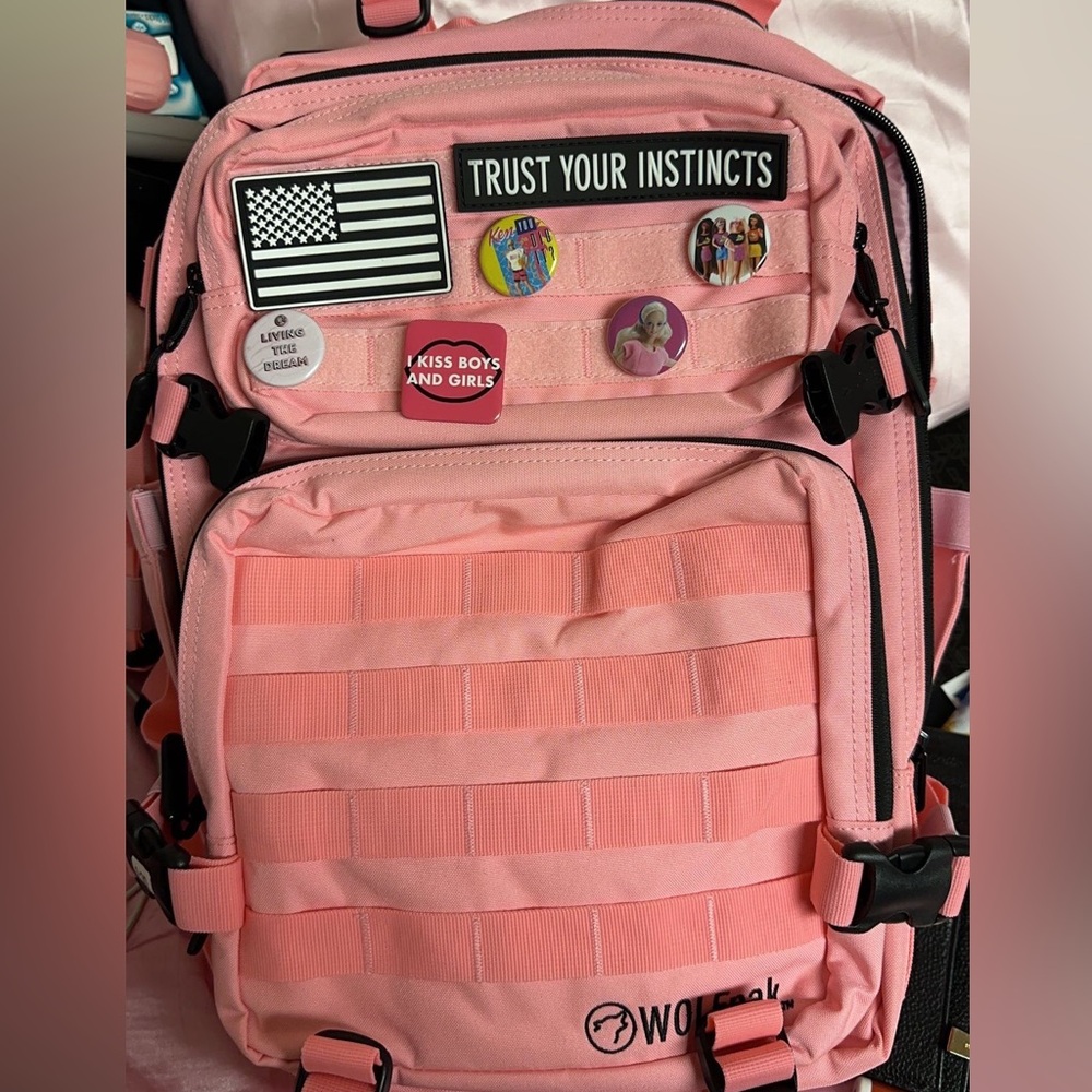 Wolfpack pink gym bag